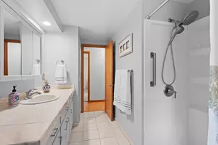 1023 Laverne Dr, Green Bay, WI 54311 - Photo 44