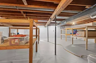 1023 Laverne Dr, Green Bay, WI 54311 - Photo 54