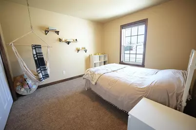 730 Aerostar Lane, Green Bay, WI 54313 - Photo 12