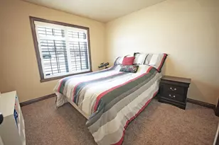 730 Aerostar Ln, Green Bay, WI 54313 - Photo 14