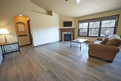 730 Aerostar Lane, Green Bay, WI 54313 - Photo 8