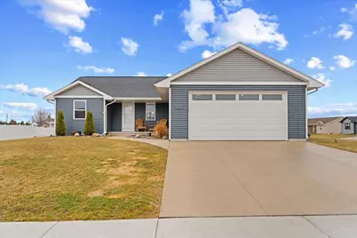 3020 S Weiler Road, Kaukauna, WI 54130 - Photo 1