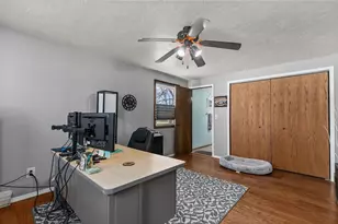 915 Twilight Dr, De Pere, WI 54115 - Photo 16