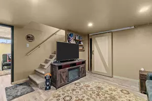 915 Twilight Dr, De Pere, WI 54115 - Photo 24