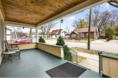 121 S Outagamie Street, Appleton, WI 54914 - Photo 2