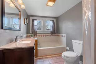 825 1st St, Menasha, WI 54952 - Photo 20