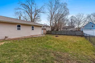 825 1st St, Menasha, WI 54952 - Photo 38