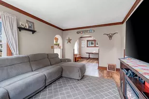 825 1st St, Menasha, WI 54952 - Photo 8