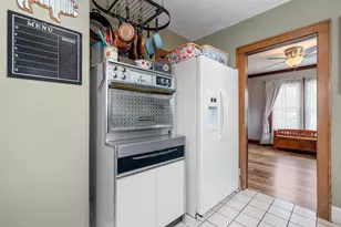 825 1st St, Menasha, WI 54952 - Photo 14