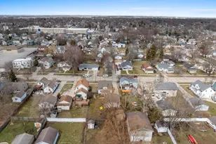 825 1st St, Menasha, WI 54952 - Photo 46