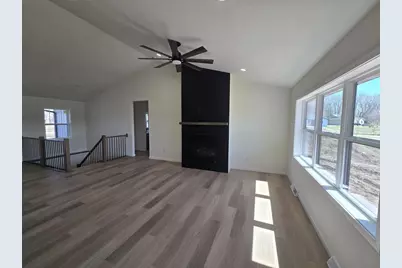 5375 Whitecap Court, Omro, WI 54963 - Photo 4