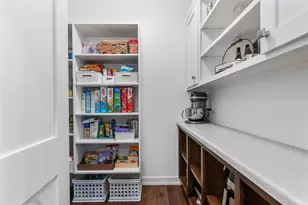 2875 Stone Creek Cir, Suamico, WI 54313 - Photo 28