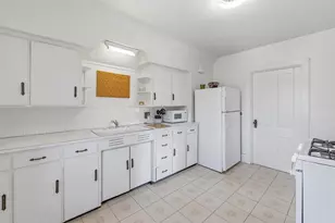 83 E 9th St, Fond du Lac, WI 54935 - Photo 22