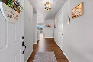 1221 Velsen Rd, Green Bay, WI 54313 - Photo 2