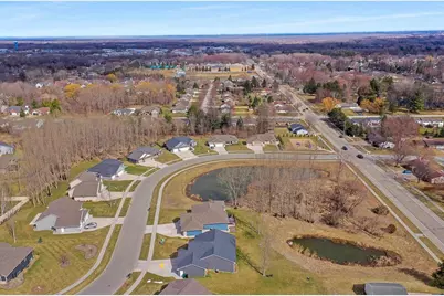 1221 Velsen Road, Green Bay, WI 54313 - Photo 40