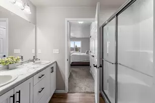 1221 Velsen Rd, Green Bay, WI 54313 - Photo 24