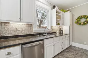 348 Broad St, Menasha, WI 54952 - Photo 18