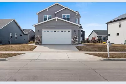 4601 N Cherryvale Avenue, Appleton, WI 54913 - Photo 1