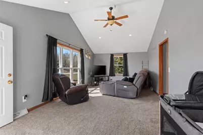 7838 N Brown County Line Road, Pulaski, WI 54162 - Photo 8