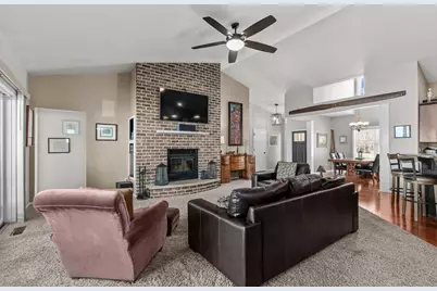 3366 Harbor Bay Road, Oshkosh, WI 54901 - Photo 8