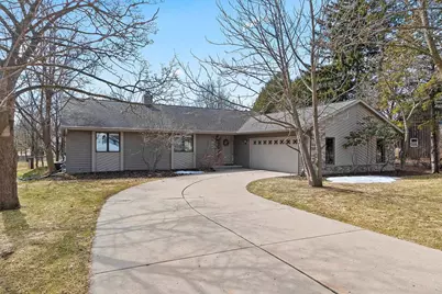 2763 S Memorial Drive, Green Bay, WI 54313 - Photo 1