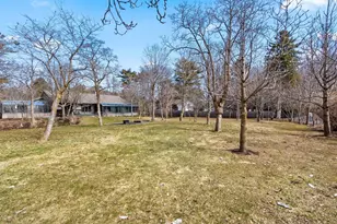 2763 S Memorial Dr, Green Bay, WI 54313 - Photo 36