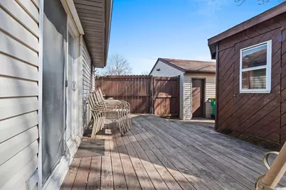 1714 Lilac Lane, Green Bay, WI 54302 - Photo 10