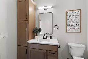 8347 Marlo Ave, Neenah, WI 54956 - Photo 24