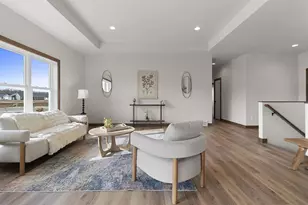 8347 Marlo Ave, Neenah, WI 54956 - Photo 8