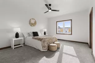 8347 Marlo Ave, Neenah, WI 54956 - Photo 14