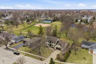 2415 Parkside Dr, Oshkosh, WI 54901 - Photo 50