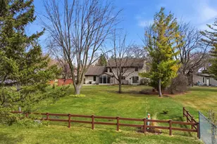 2415 Parkside Dr, Oshkosh, WI 54901 - Photo 54