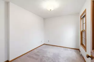 2415 Parkside Dr, Oshkosh, WI 54901 - Photo 26