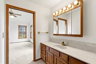 2415 Parkside Dr, Oshkosh, WI 54901 - Photo 34