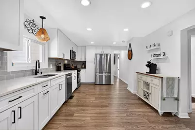 739 Park Street, Wrightstown, WI 54180 - Photo 10