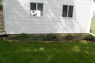 730 Powers St, Oshkosh, WI 54901 - Photo 40