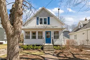 730 Powers St, Oshkosh, WI 54901 - Photo 2