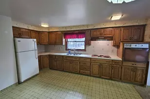 1823 N Alvin St, Appleton, WI 54911 - Photo 10