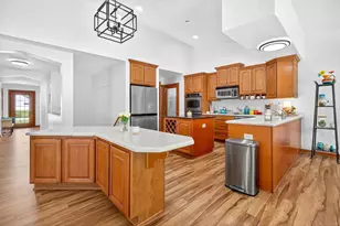 4424 Harbor Village Dr, Omro, WI 54963 - Photo 8