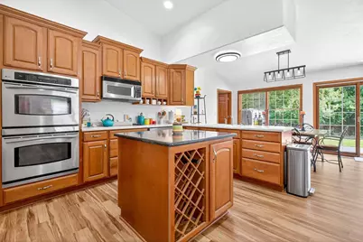 4424 Harbor Village Drive, Omro, WI 54963 - Photo 10