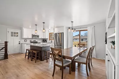 1855 St Agnes Drive, Green Bay, WI 54304 - Photo 8