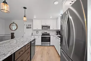 1855 St Agnes Dr, Green Bay, WI 54304 - Photo 12