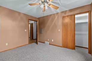 1274 W 18th Ave, Oshkosh, WI 54904 - Photo 24