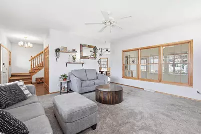 1081 S Violet Lane, Appleton, WI 54914 - Photo 4