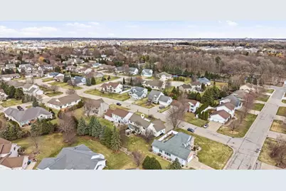 1081 S Violet Lane, Appleton, WI 54914 - Photo 38