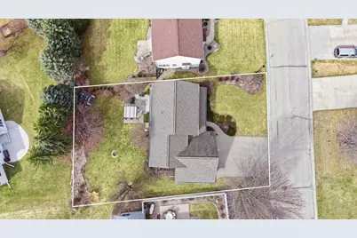 1081 S Violet Lane, Appleton, WI 54914 - Photo 34