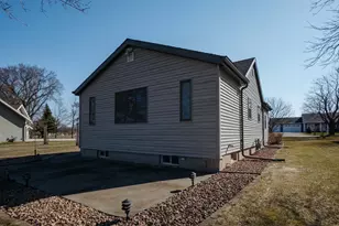 937 Paramount Dr, Chilton, WI 53014 - Photo 18