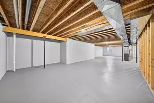 302 Willie Mays Cir, De Pere, WI 54115 - Photo 32