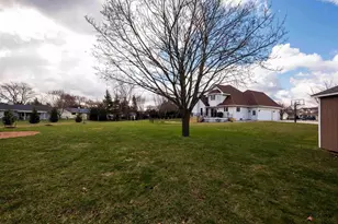 63 Westfield Cir, Fond du Lac, WI 54935 - Photo 38