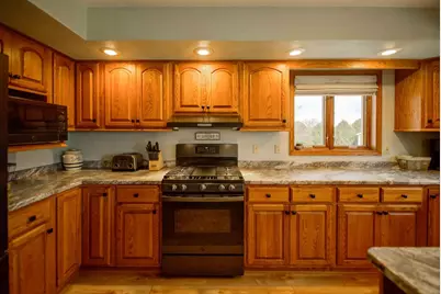 63 Westfield Circle, Fond du Lac, WI 54935 - Photo 10